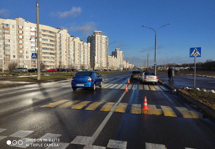 Перебегала дорогу наискосок. В Минске сбили 15-летнюю школьницу