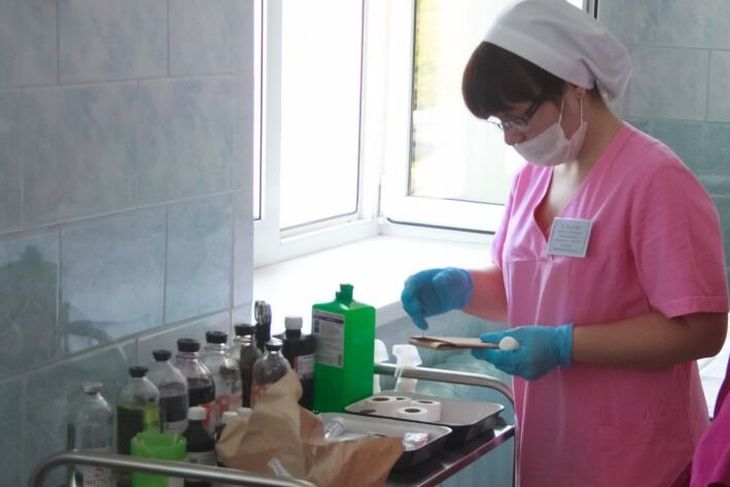 Врачи и медсестры: в Беларуси определены «женские» специальности для Вооруженных сил