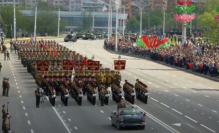 Фото парад победы минск