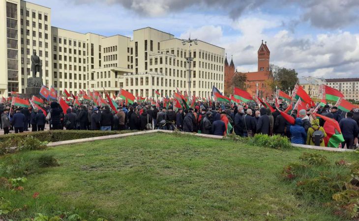 В Минске сегодня проходит провластный митинг