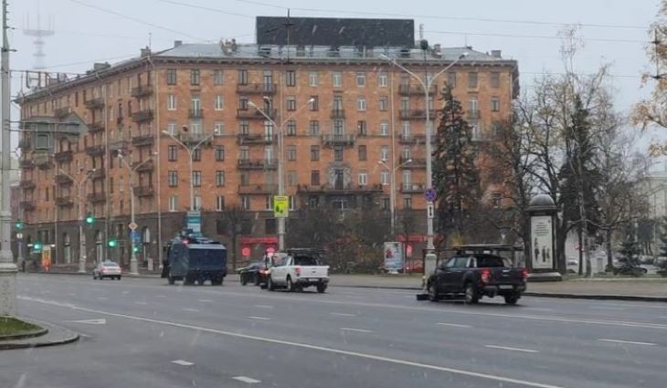 Водометы, автозаки, ограждения: в центре Минска усиливают меры безопасности