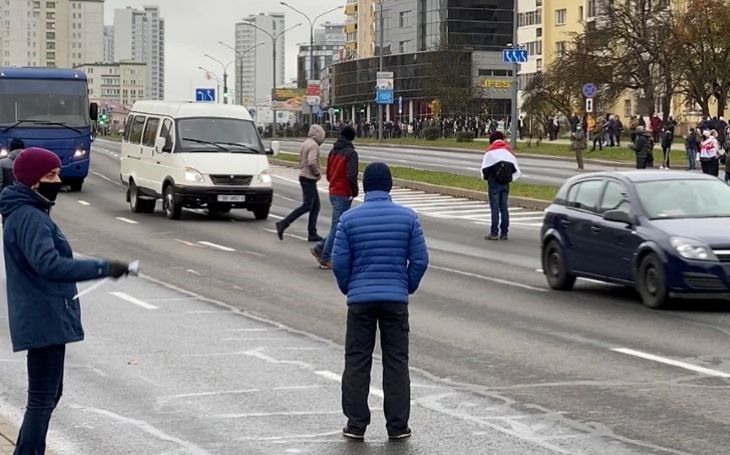 ГосТВ о воскресной акции протеста: «Без смысла и логики. Пьяные бросались под колеса машин» 