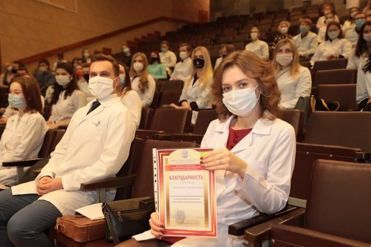 Медицинский беларусь. Студенты мединститута в борьбе с короновирусом. Белорусский государственный медицинский университет майнкрафт. ФГБОУ ВПО ДГМУ детские болезни. БГМИ нуля.