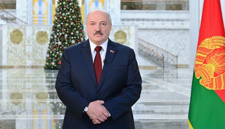 Лукашенко признался, что не переносит алкоголь, но выпить может в двух случаях           