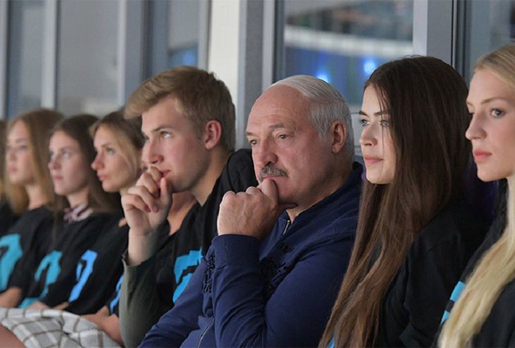 Президент белоруссии лукашенко биография семья фото жены и детей