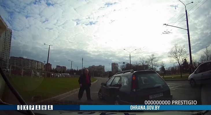 Правоохранители разбили стекло. В Минске случилась вторая за день погоня за пьяным водителем