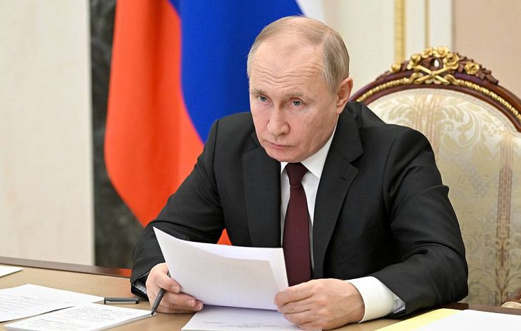 Путин подписал указ о правилах торговли газом с недружественными государствами