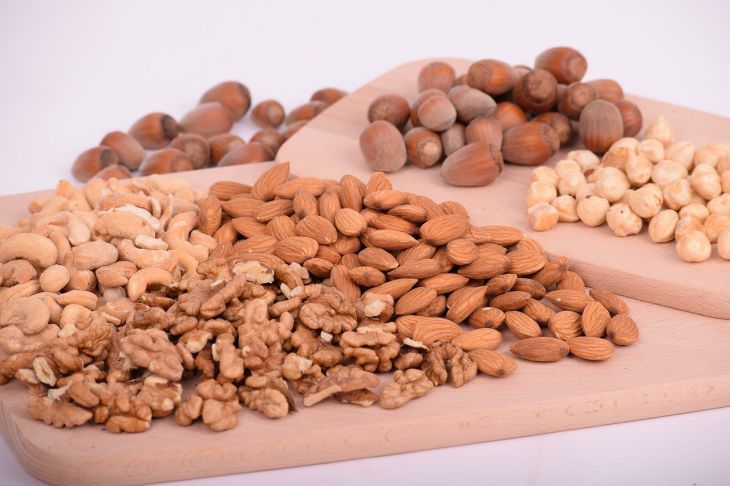 Зачем замачивать орехи перед употреблением и как правильно это делать? Секреты здорового питания