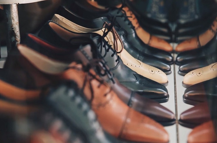 Как отличить натуральную кожаную обувь от искусственной: простой способ