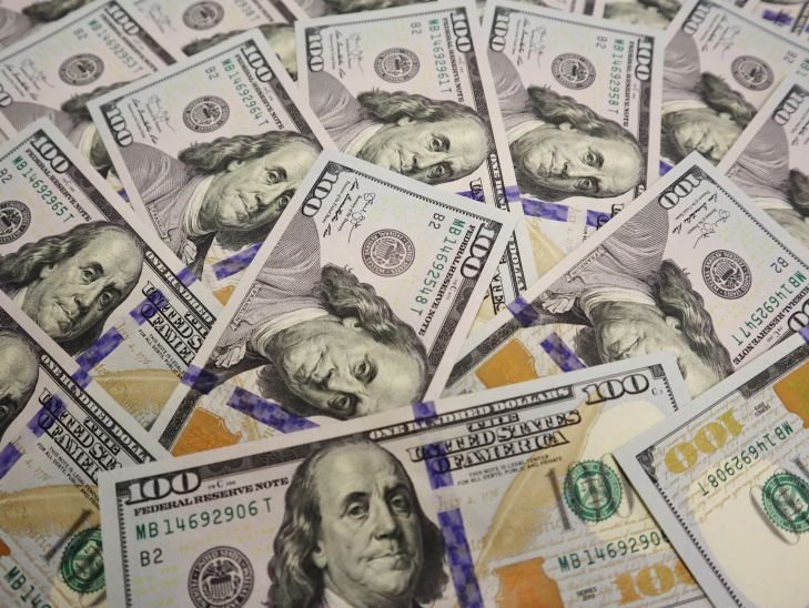 Доллар будут «обнулять»: Катасонов предрёк скорый крах валюты