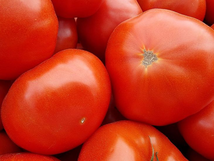 Несколько капель йода, защитят помидоры от болезней и гнили