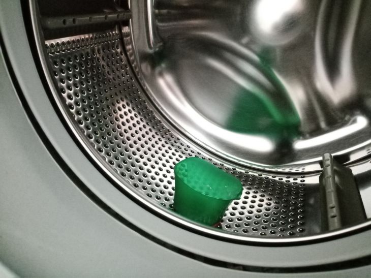 Почему белье после стирки в стиральной машине плохо пахнет?