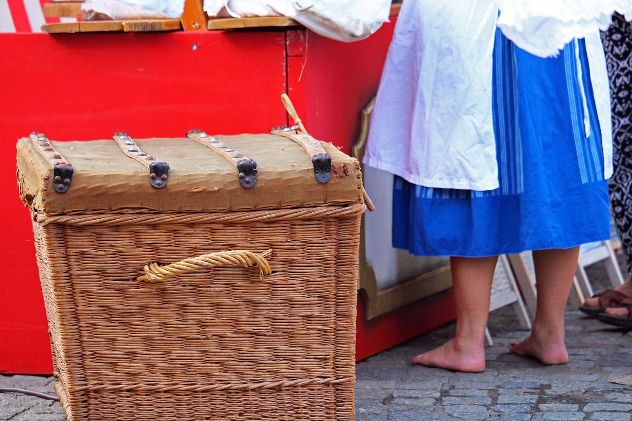 laundry basket