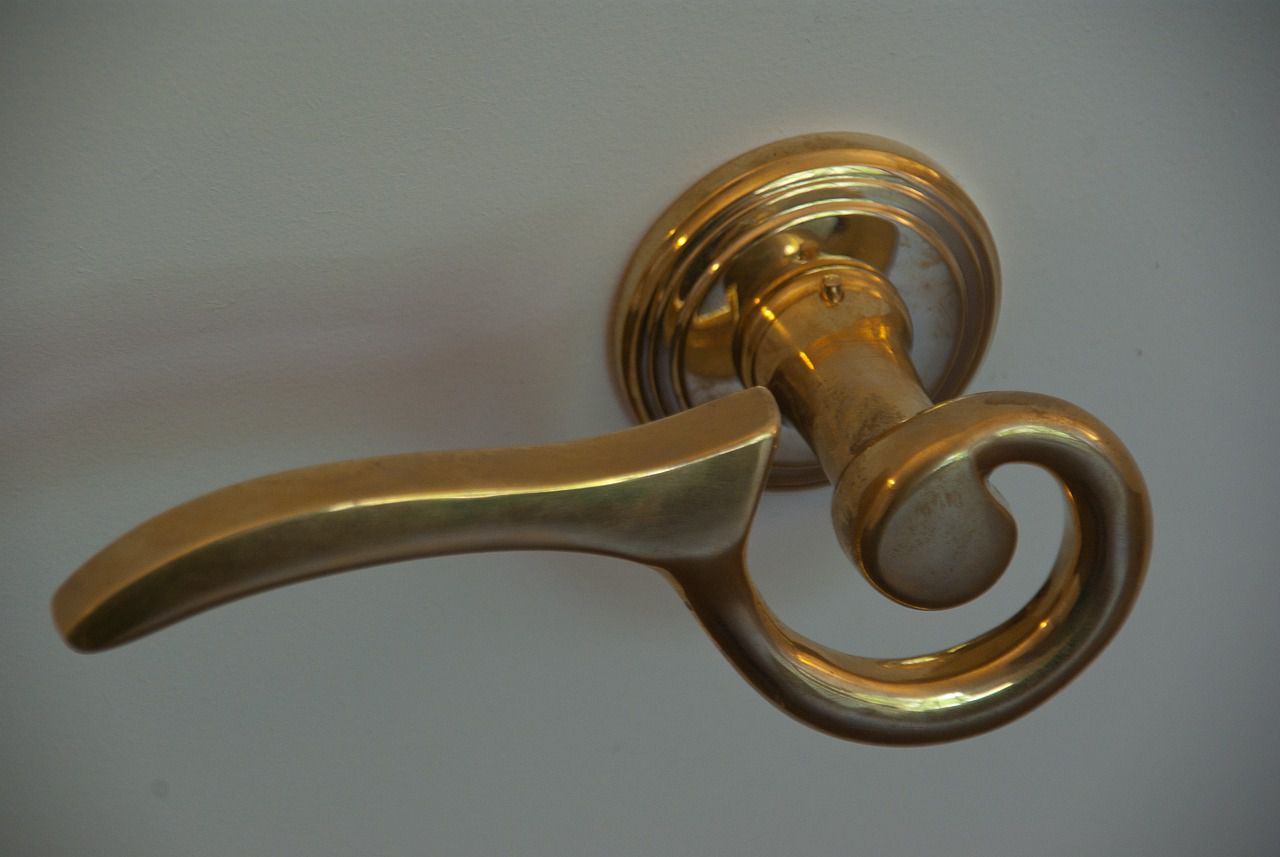 door knob