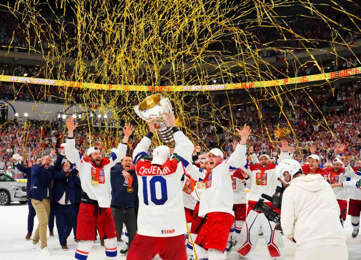 Впервые с 2010 года: сборная Чехии выиграла чемпионат мира по хоккею