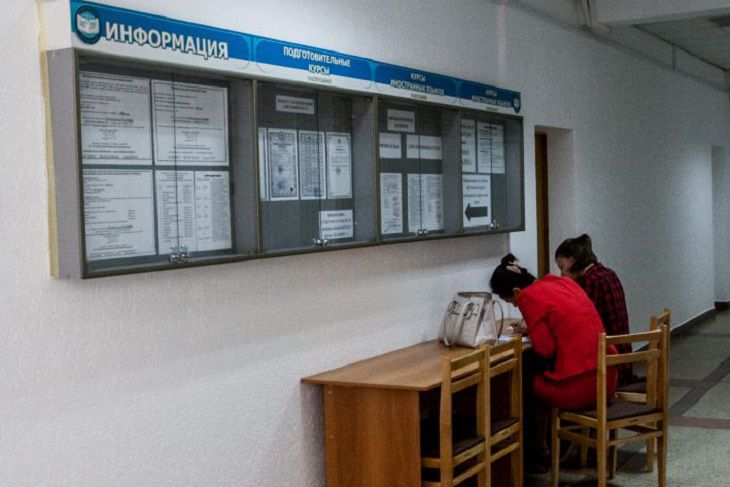 В школах Беларуси стартуют экзамены для девятиклассников