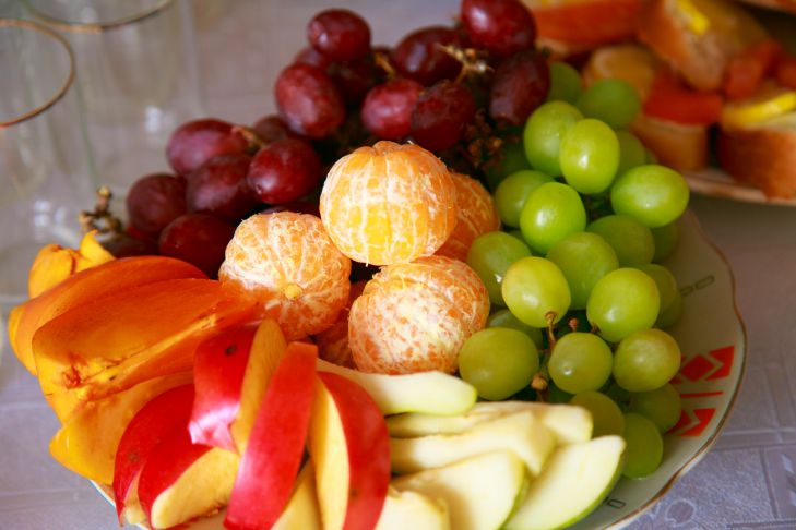 How to eat fruit correctly: before or after meals: news, fruits, health ...