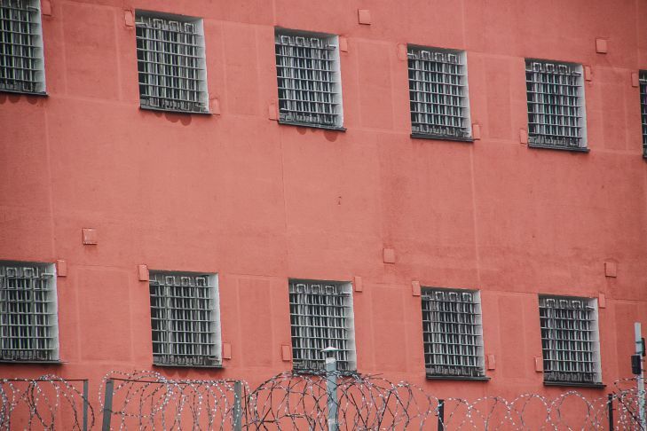 В ростовском СИЗО заключенные захватили заложников