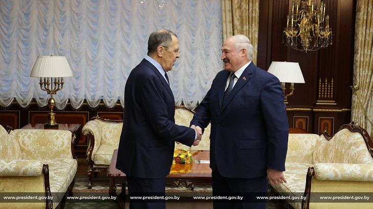 Лавров едет в Минск на встречу с Лукашенко