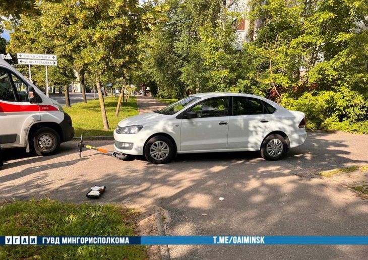 В Минске на тротуаре задавили человека на электросамокате