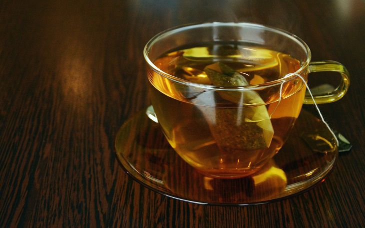 Одна ошибка – и пользы ноль: как правильно пить зеленый чай в пакетиках