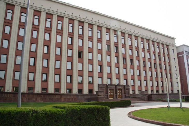 Лукашенко сообщил об обращениях 30 000 белорусов в Администрацию Президента