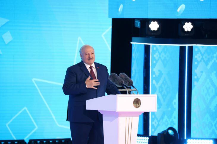 Александр Лукашенко обратился к металлургам