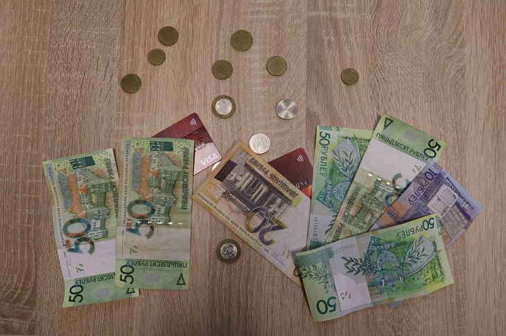 Сколько платят белорусам в регионах. Гродненская область – до 9 100 рублей