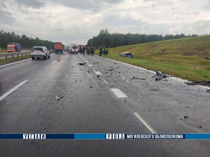 На трассе Минск-Могилев столкнулись авто: 8 человек пострадали, из них четверо – дети