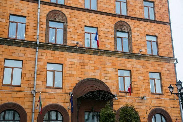 Посольство Болгарии в Минске временно приостанавливает прием заявлений на визы