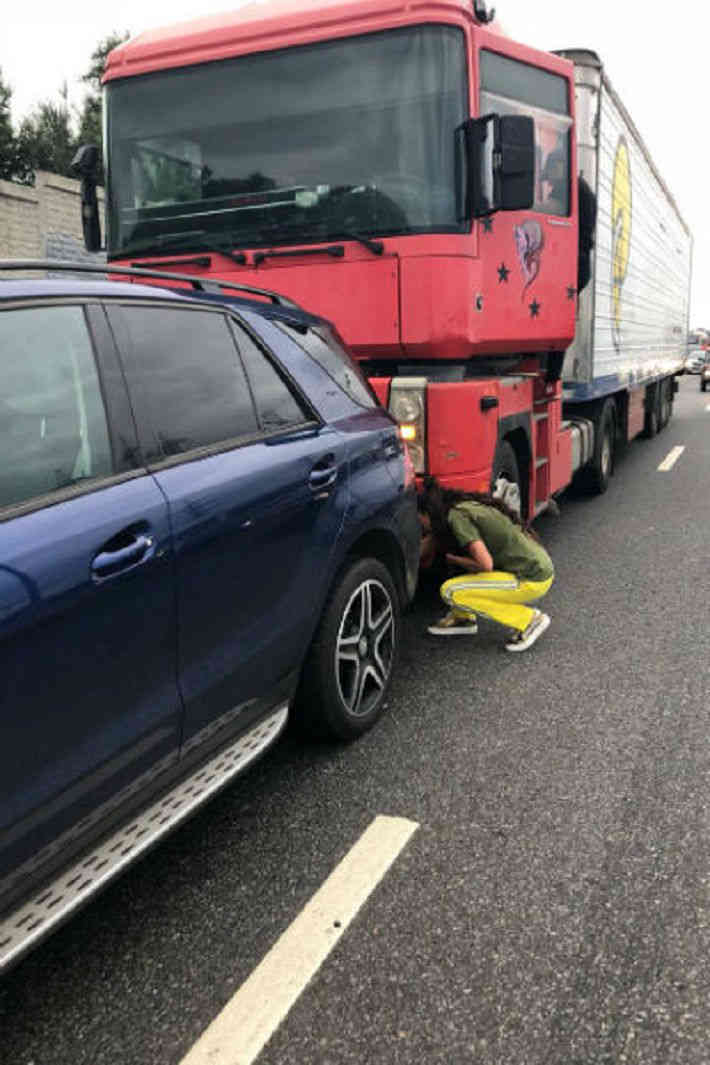 Ольга Бузова попала в аварию