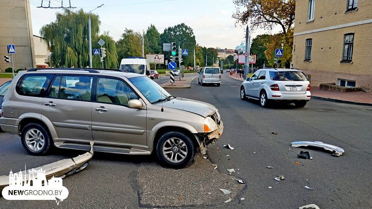 ДТП в Гродно: Chevrolet перевернулся на крышу