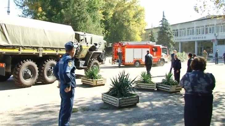 Массовое убийство в керченском политехническом колледже фото