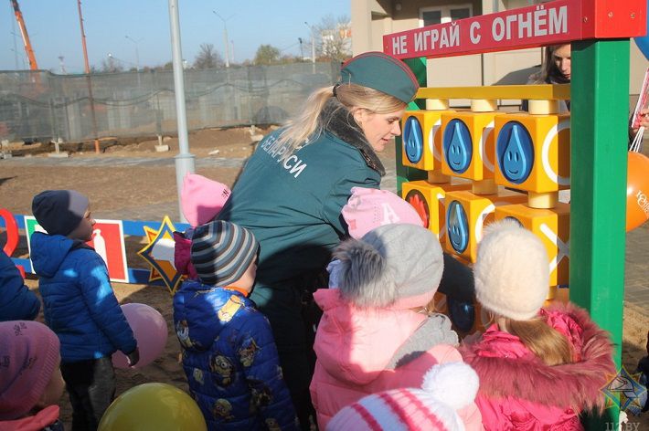 В Гродно открыли новую игровую площадку МЧС‍ 