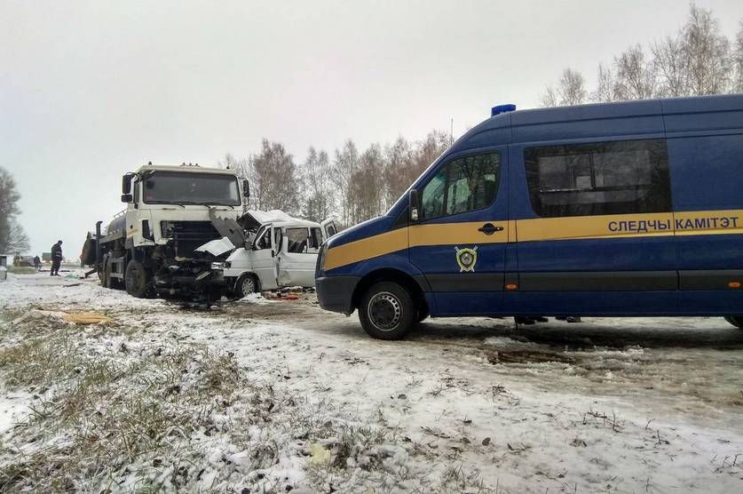 Возбуждено уголовное дело по факту гибели женщин в ДТП на трассе М10