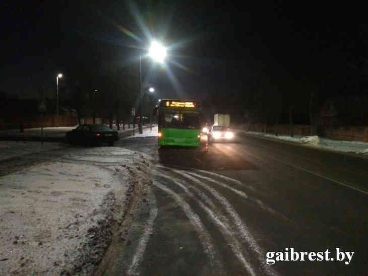 Пассажирка автобуса пострадала в ДТП в Барановичах