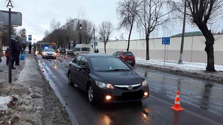 Honda сбила подростка на переходе в Витебске