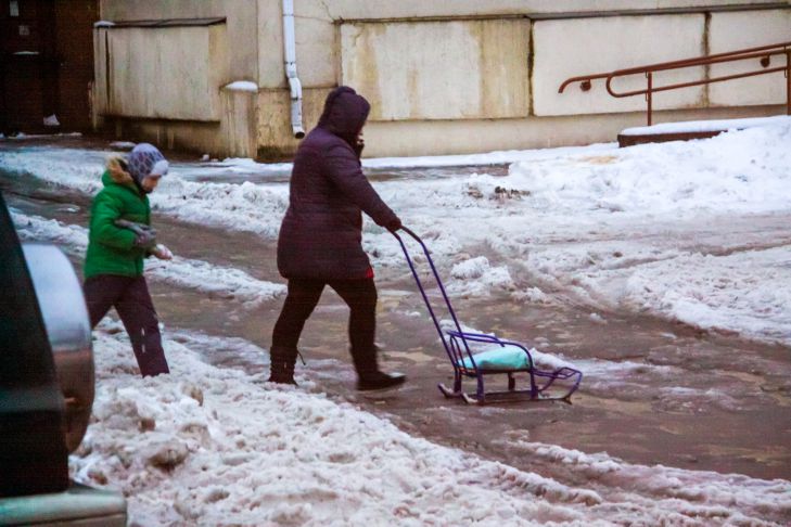 Погода на 6 марта: сильный ветер, гололедица