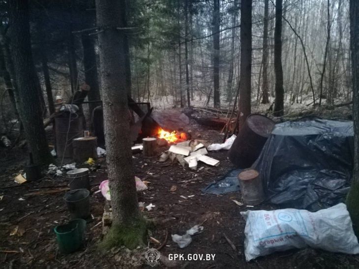 Самогонщика взяли с поличным у белорусско-литовской границы