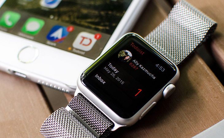 «Умные» часы Apple Watch спасли жизнь пенсионеру