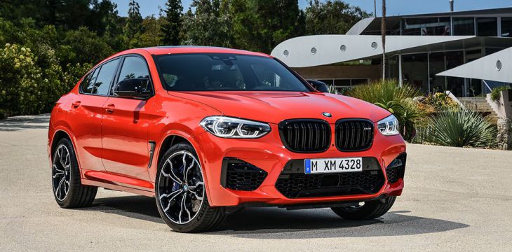 BMW представила спортивные кроссоверы BMW X3 M и X4