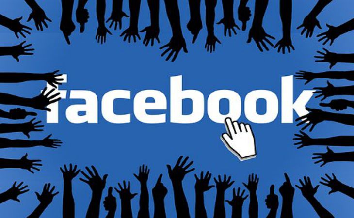 Facebook работает над созданием голосового ассистента