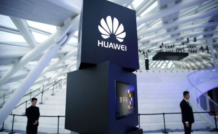 Huawei P30 Pro отправляют данные пользователей на серверы в КНР