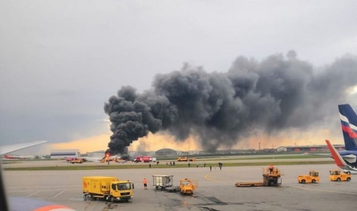 СК сообщает о десятках погибших в московском аэропорту Шереметьево