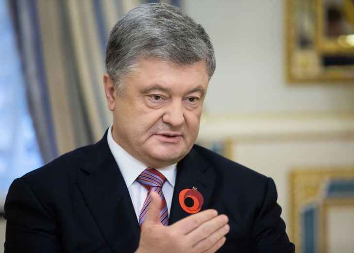 Порошенко ответил Зеленскому: Украина — не номер в египетском отеле