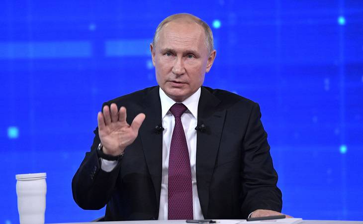 Кремль отреагировал на предложение Зеленского провести прямые переговоры с Путиным в Минске