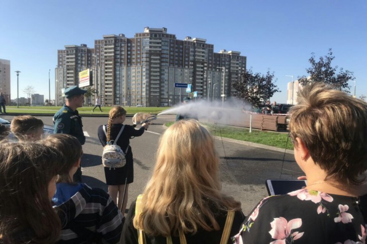 Масштабное учение спасателей прошло в торговом центре Минска. Посмотрите, как это было