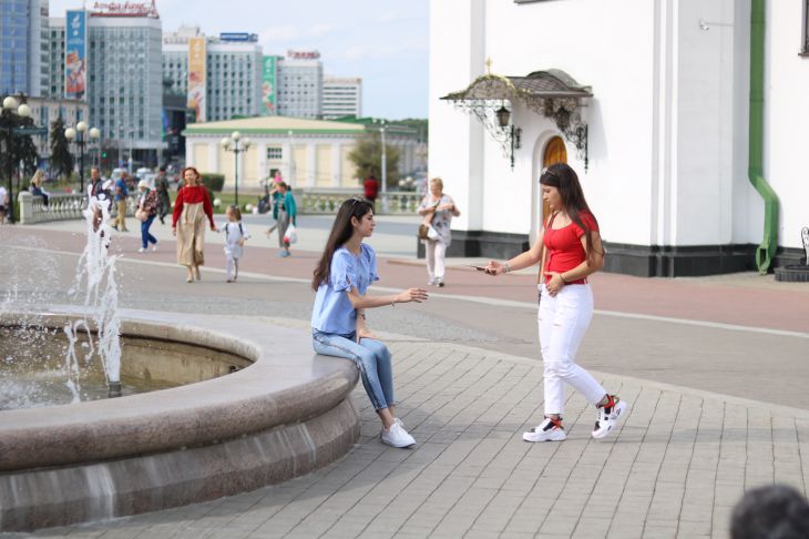 Как минчане наслаждаются последними теплыми днями. Осенний фоторепортаж из Минска