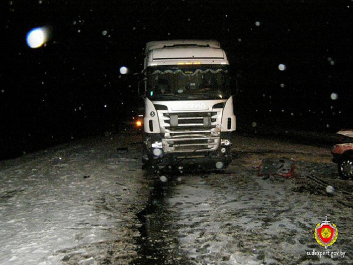В Борисове водитель легковушки погиб в столкновении с фурой‍