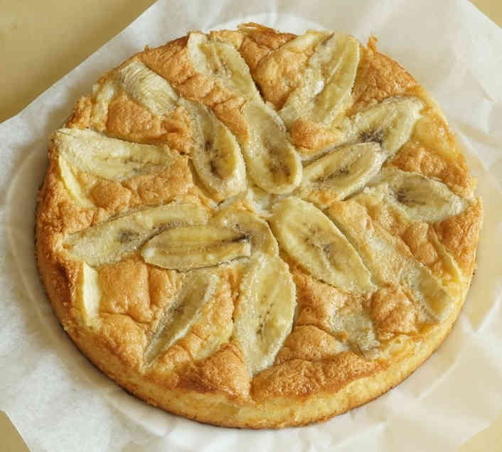 Банановый пирог с яблоками